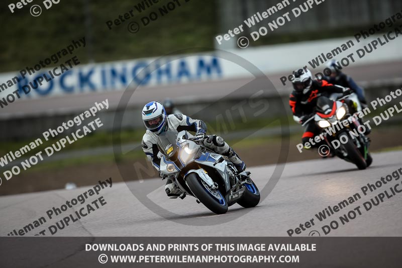 Rockingham no limits trackday;enduro digital images;event digital images;eventdigitalimages;no limits trackdays;peter wileman photography;racing digital images;rockingham raceway northamptonshire;rockingham trackday photographs;trackday digital images;trackday photos